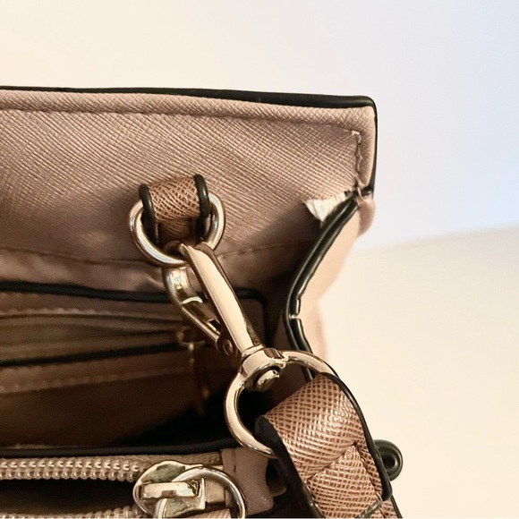 Guess Nude Saffiano Satchel With Gold Chain Straps - Picture 15 of 16